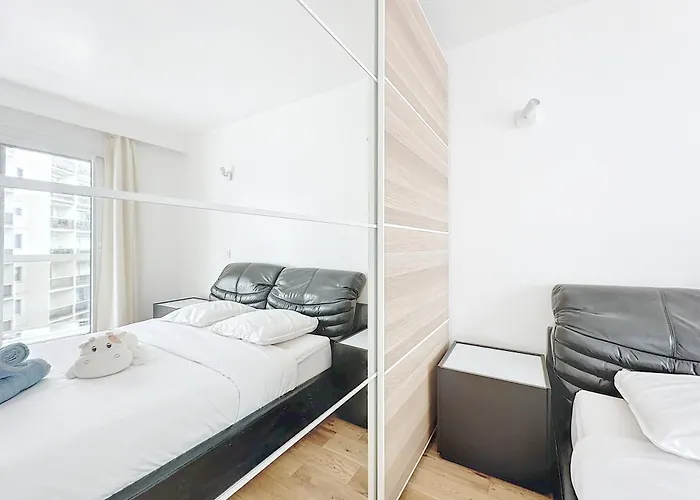 114 - Renove De Luxe Pour 4 Personnes * Παρίσι