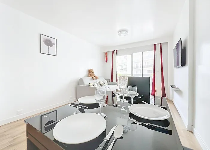 114 - Renove De Luxe Pour 4 Personnes Παρίσι
